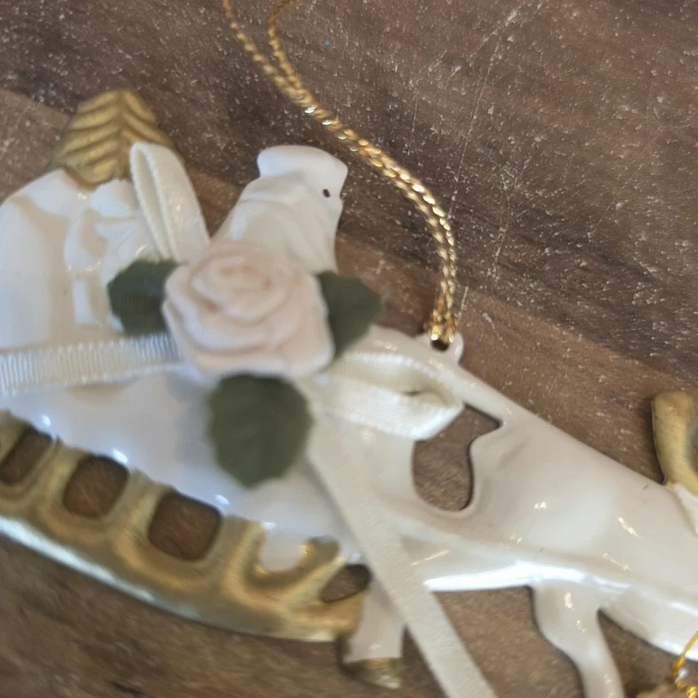 Santa Sleigh Christmas Ornament White‎ Gold Tone Bells Old Style Folk Art Metal